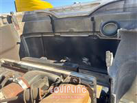 2000 International 4900