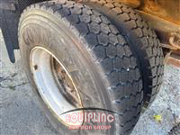 2000 International 4900