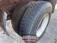 2000 International 4900