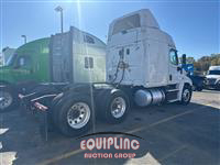 2015 Freightliner CASCADIA