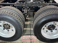 2019 Volvo VNL64T760