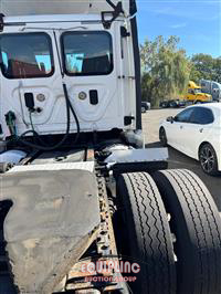 2017 Freightliner CASCADIA