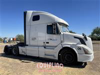 2017 Volvo VNL64T670