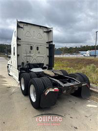 2017 Freightliner CASCADIA
