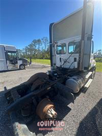 2014 Freightliner CASCADIA