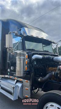 2001 Freightliner Classic XL