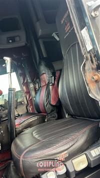 2001 Freightliner Classic XL