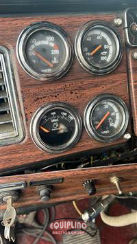 2001 Freightliner Classic XL