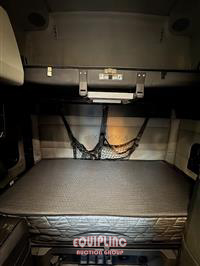 2020 Freightliner CASCADIA