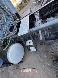 2020 Freightliner CASCADIA