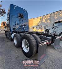 2020 Freightliner CASCADIA