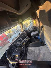 2020 Freightliner CASCADIA