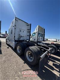 2020 Freightliner CASCADIA 126