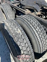 2004 Freightliner CST120