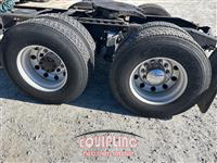 2004 Freightliner CST120