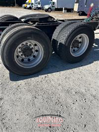 2004 Freightliner CST120