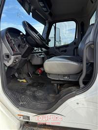 2018 Freightliner M2