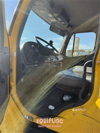 2017 Freightliner M2