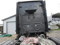 2018 Freightliner CASCADIA 126