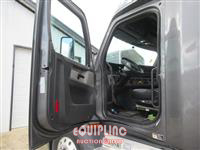 2018 Freightliner CASCADIA 126