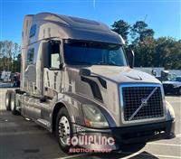 2015 Volvo VNL760