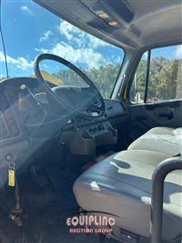 2019 Freightliner M2