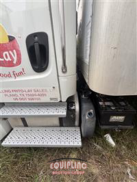 2015 Freightliner M2