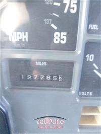 2000 International 4900