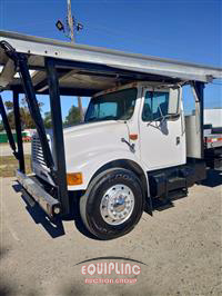 2000 International 4900