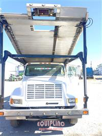 2000 International 4900