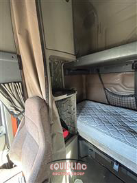 2016 Freightliner CASCADIA