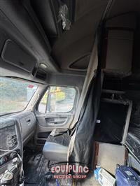 2014 Freightliner CASCADIA