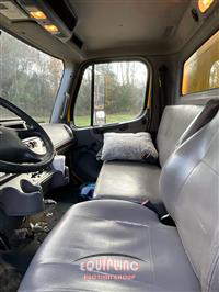 2017 Freightliner M2