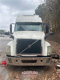 2013 VOLVO TRUCK VNL