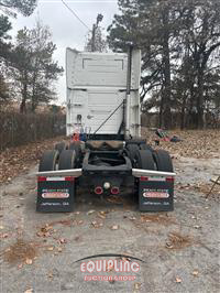 2013 VOLVO TRUCK VNL