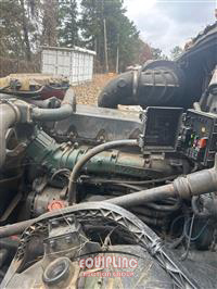 2013 VOLVO TRUCK VNL