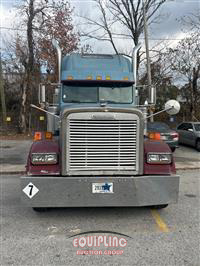 2002 Freightliner FLD120