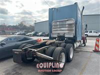 2002 Freightliner FLD120