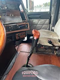 2002 Freightliner FLD120