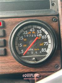 2002 Freightliner FLD120