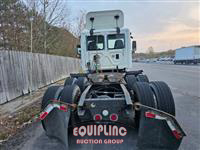 2014 Freightliner CASCADIA