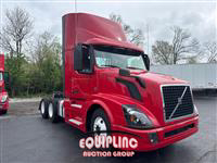 2017 Volvo VNL64T300