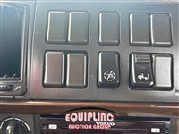 2017 Volvo VNL64T300