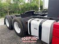 2017 Volvo VNL64T300