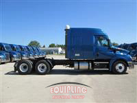 2020 Freightliner CASCADIA 126