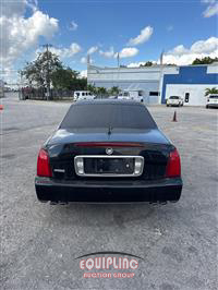 2004 CADILLAC Limousine