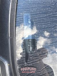 2004 CADILLAC Limousine