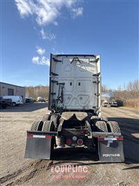 2017 Freightliner CASCADIA