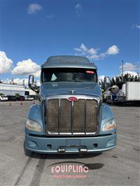 2012 Peterbilt 587