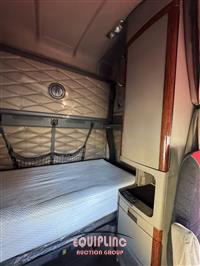 2016 Freightliner CASCADIA